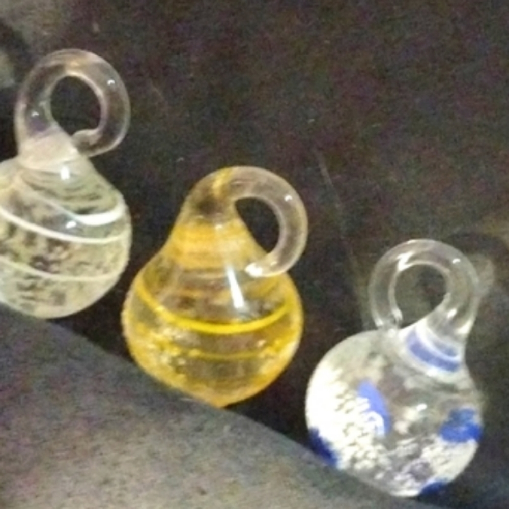 Glass beads